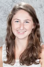 Sarah Spring Headshot