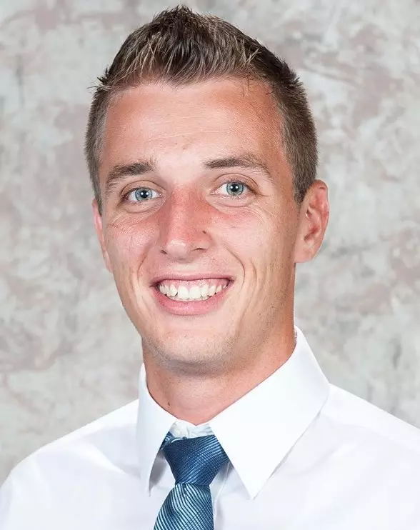 Austin Decker Headshot