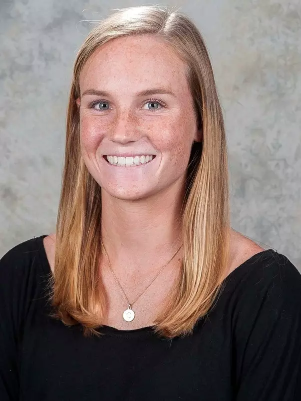 Caitlin Bryan Headshot