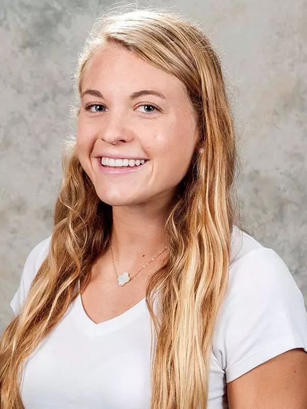 Kylie Ginsberg Headshot