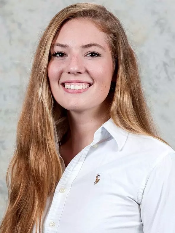 Allison Connors Headshot