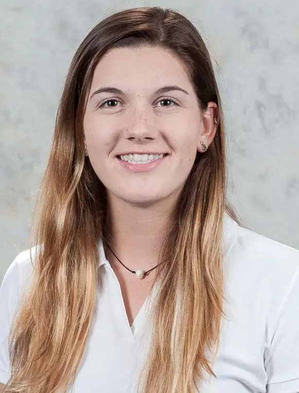 Elizabeth Gagliardi Headshot