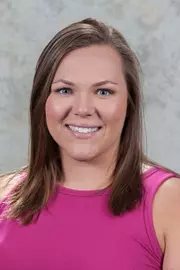 Amanda Youngblood Headshot