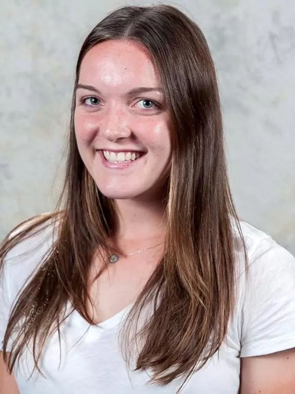 Erin Racano Headshot