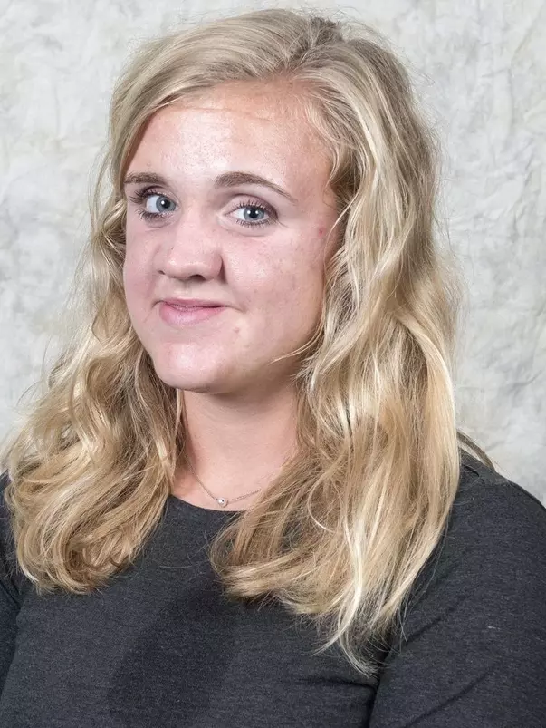 Anna Mostoller Headshot