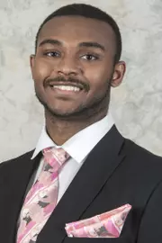 Ed Porter Headshot