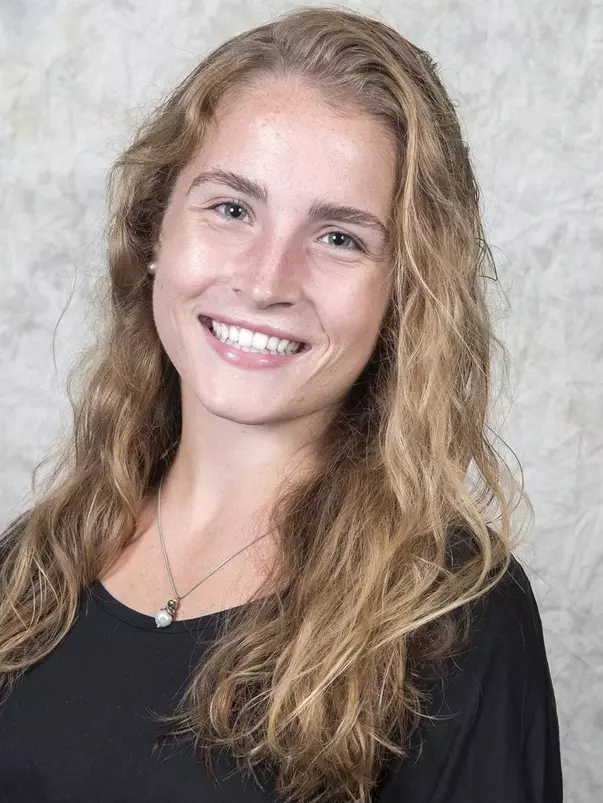 Maddie Leavitt Headshot