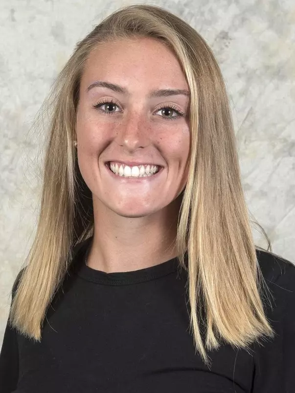 Maddie Monahan Headshot