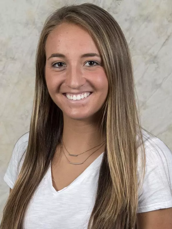 Sabrina Mertz Headshot