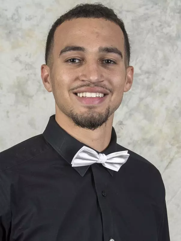 Caleb Bennett Headshot