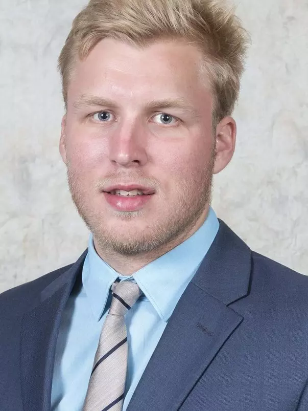 Nolan Apers Headshot