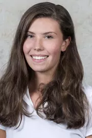 Taylor Dube Headshot