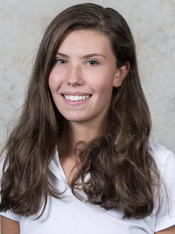 Taylor Dube Headshot