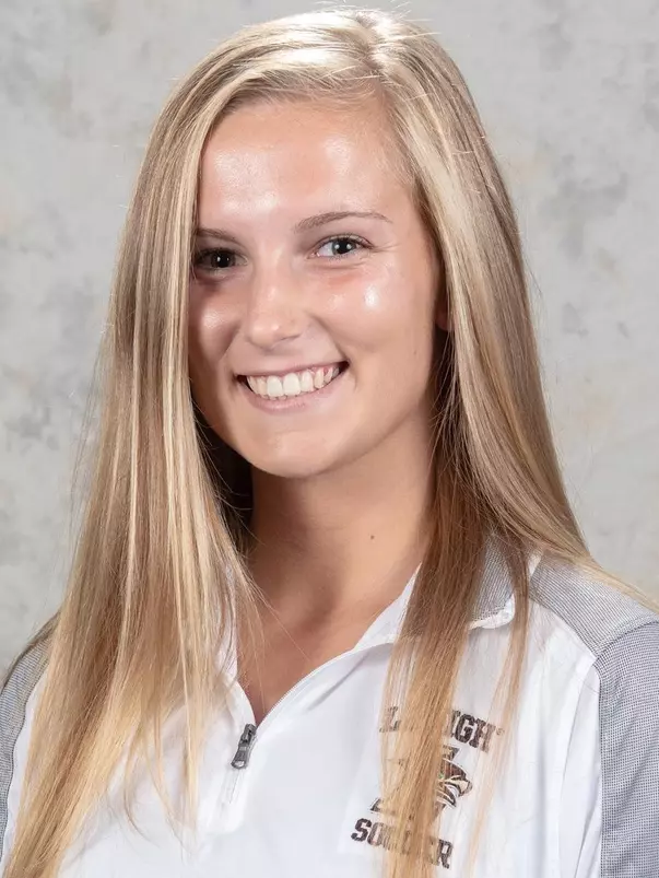 Sydney Staples Headshot