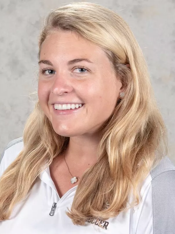 Kylie Ginsberg Headshot