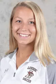 Ashley Maziarz Headshot