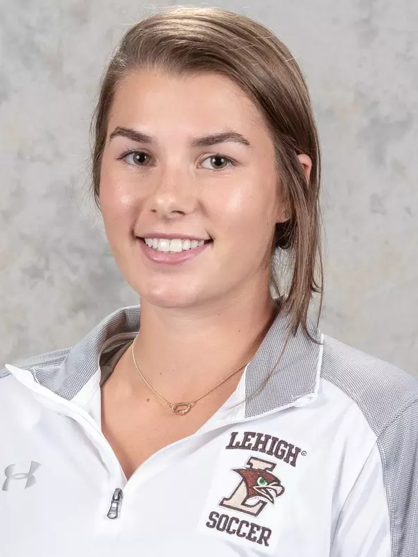 Chloe Tremblay Headshot