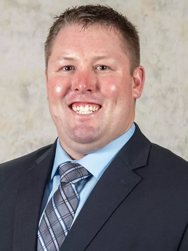 Tom Compitello Headshot