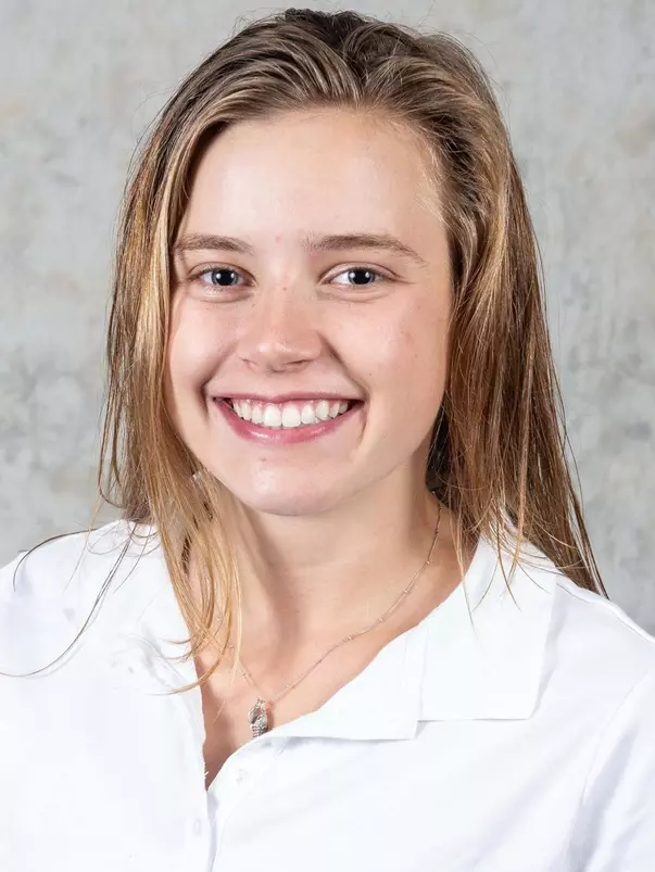 Eloise Trout Headshot