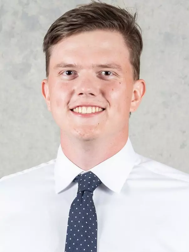 Darby Henagan Headshot