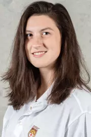 Sarah Kolb Headshot