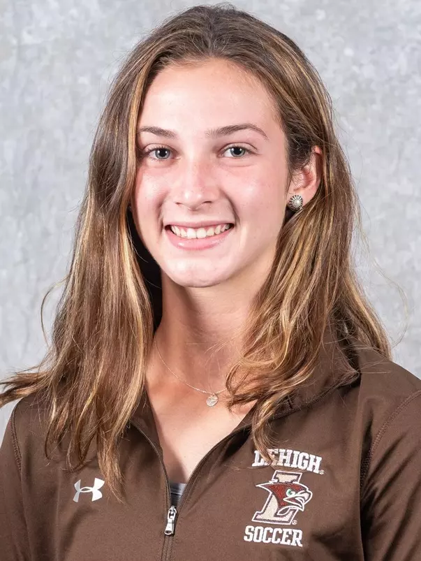 Ciara Saxton Headshot