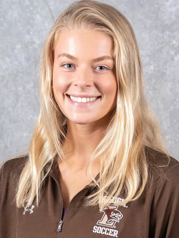 Megan Lundmark Headshot