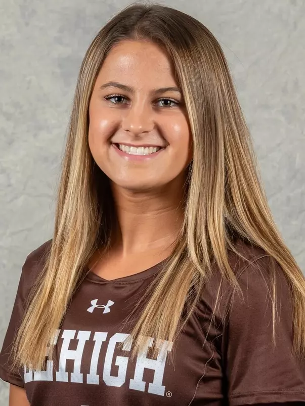 Gabby Schneider Headshot