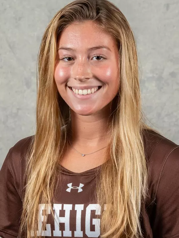 Julia Skillin Headshot