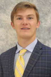 Tommy Schelling Headshot