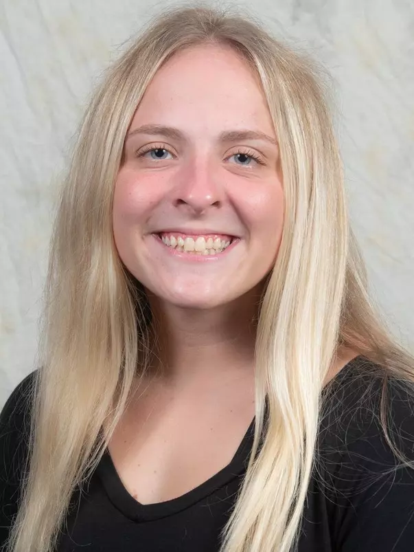 Abriana Gatto Headshot