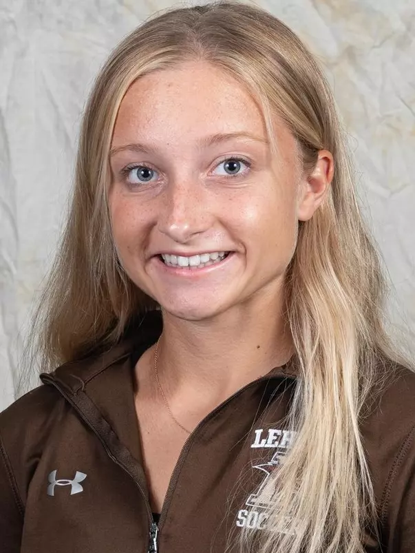 Chloe Sherman Headshot