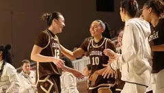 Belle and Katie Hurt vs Laf