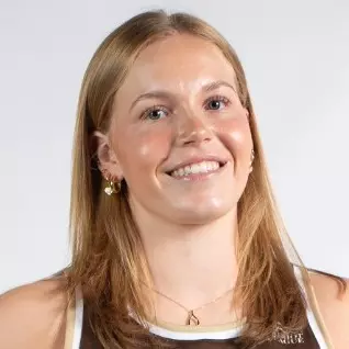 Ryann Jennings headshot