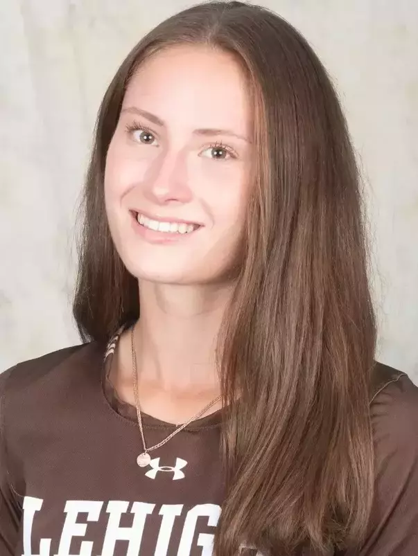 Thea Sommer Headshot