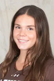Isla Cleveland Headshot 27