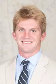 Brody Muly headshot 26-27
