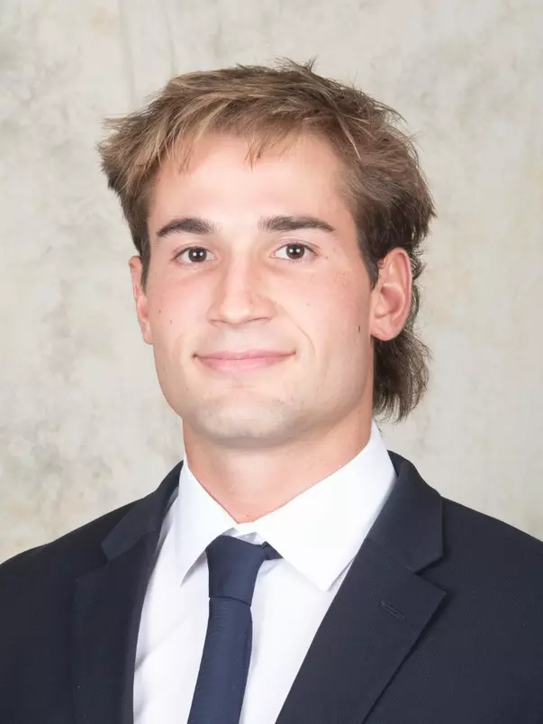 Bo Horvath headshot 26-27