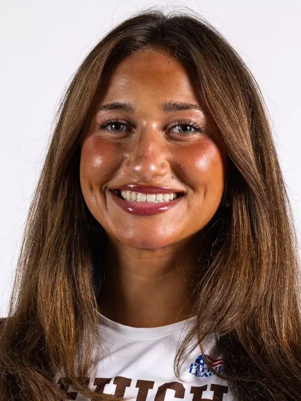 Mary Massias headshot 26-27