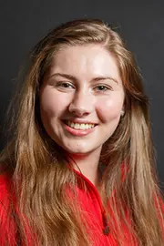 Sarah Hicks headshot
