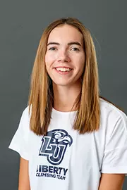 Anna Davidson headshot