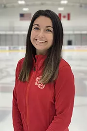 Emma Marnik headshot