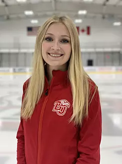 Emma Rietveld headshot