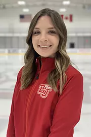 Sarah Embry headshot
