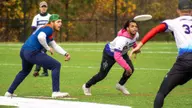 Men’s, women’s ultimate teams host hat tournament, alumni games