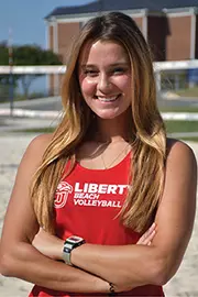 Olivia Litzau headshot