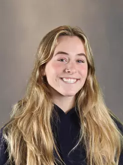 Lauren Harder headshot