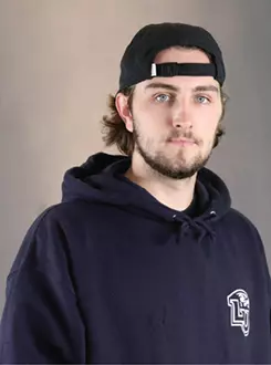 Luke Linker headshot