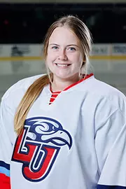 Julia Mcdonald headshot