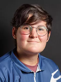 Anna Cook headshot